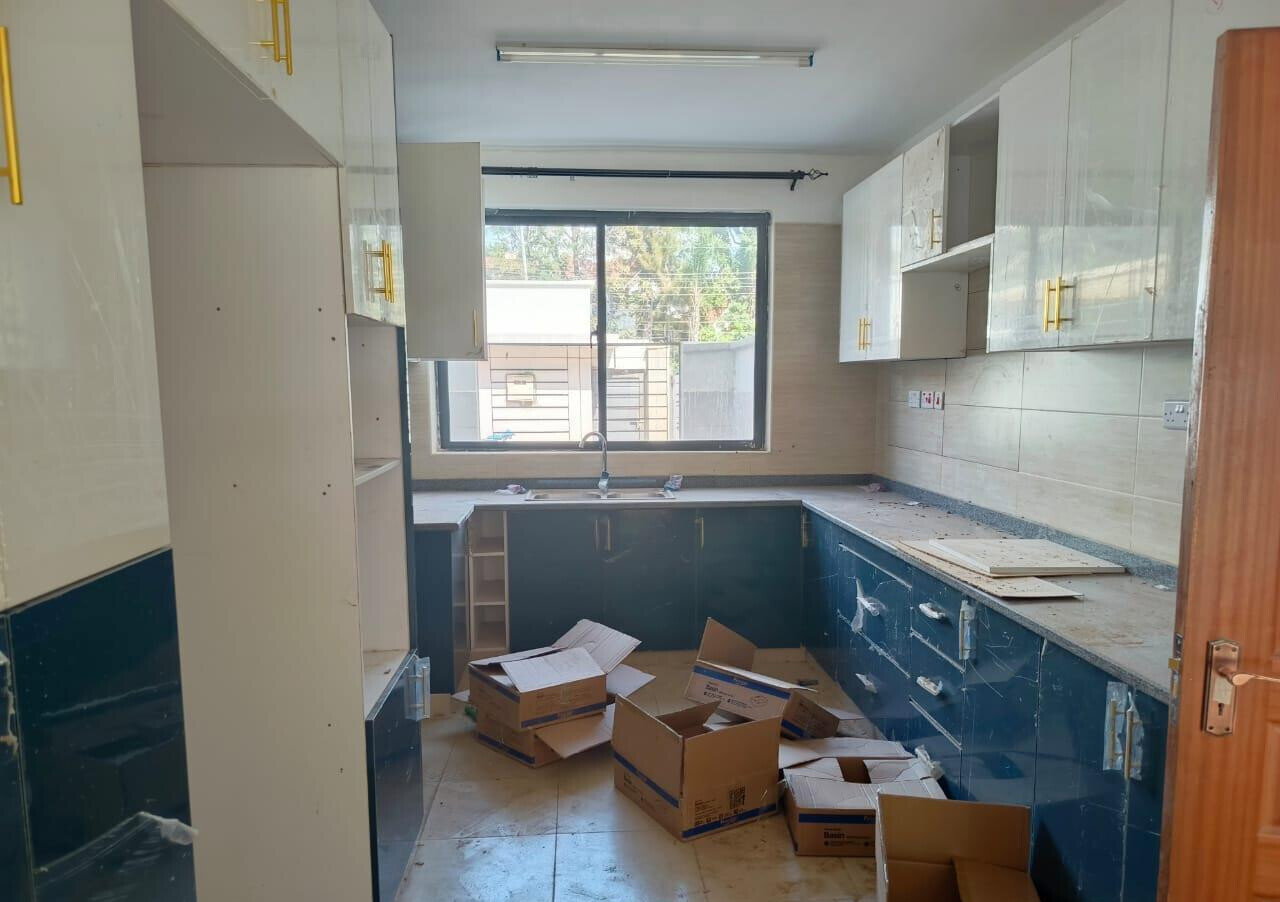 4-Ensuite Townhouse with DSQ on Convent Drive - Lavington