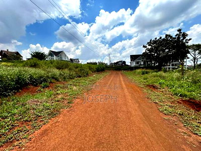 Serviced 1/4 Acre for Sale - Image 2