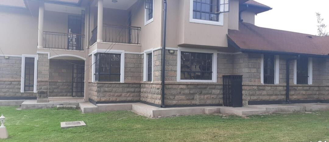 4-Ensuite Townhouse in Gated Community of 10 – Karen
