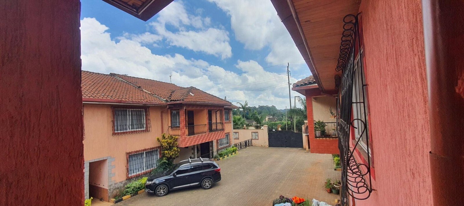 Spacious 4-Bed Townhouse with Pantry & DSQ - Lavington