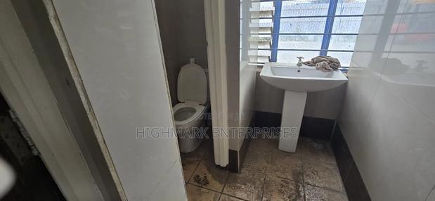 6000 Sq Ft Godown to Let Cabanas