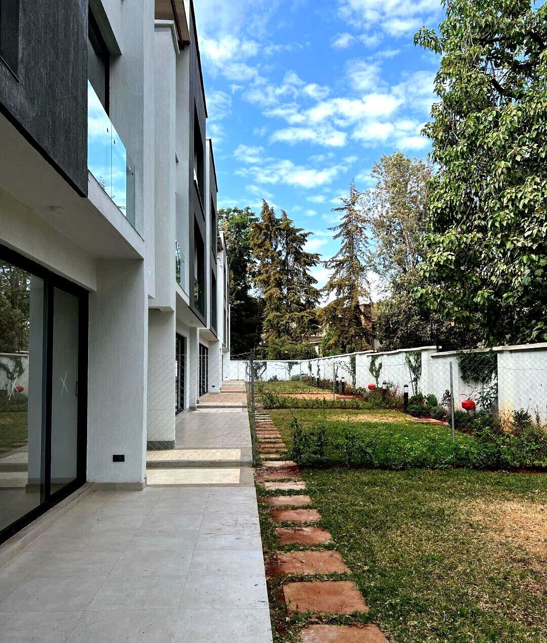 5-Ensuite Villa with Solar & Borehole in Gated Lavington Estate