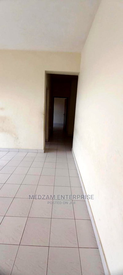 3bdrm Apartment in Kisimani, Ziwa la Ngombe for rent - Image 1