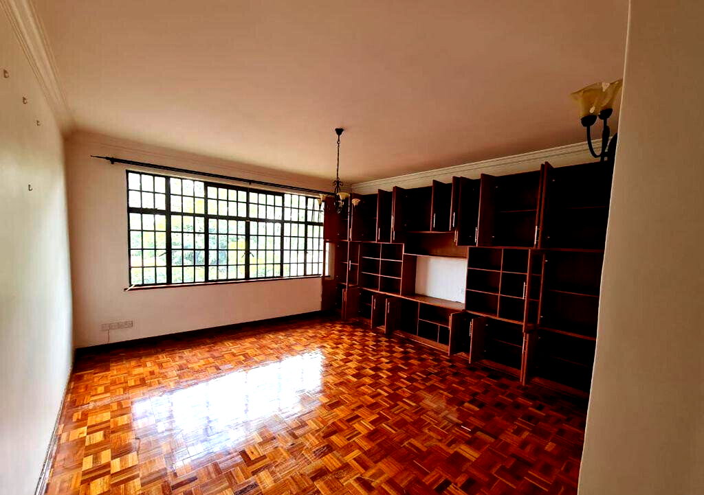 5-Ensuite Townhouse with DSQ & Private Garden - Lavington