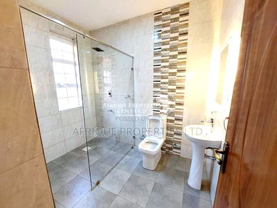 4bdrm Mansion in Thika Green for rent - Image 10