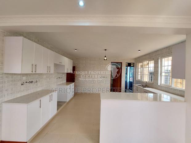 4bdrm Mansion in Thika Green for rent