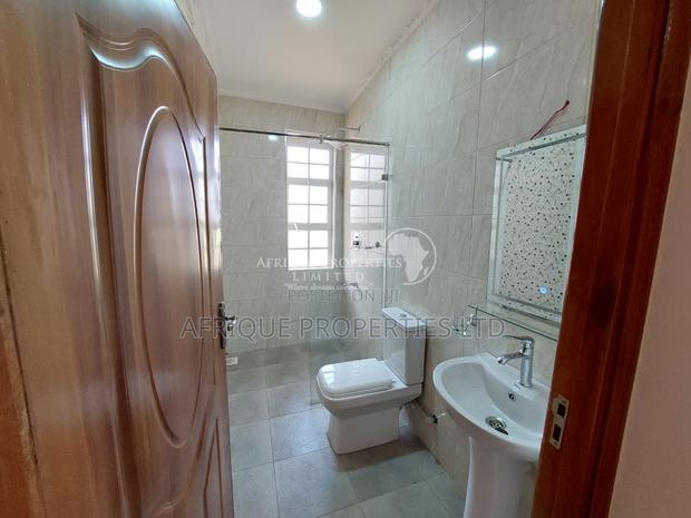 4bdrm Mansion in Thika Green for rent