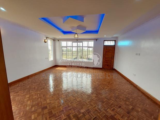4bdrm Mansion in Thika Green for rent