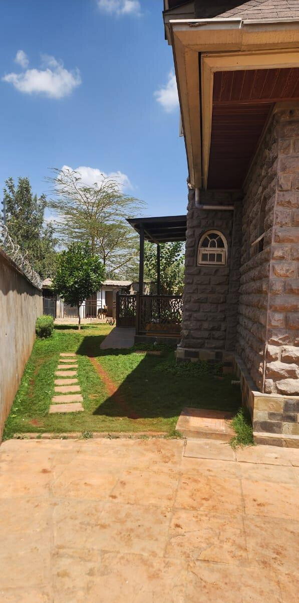 5BR All-Ensuite Townhouse with Perimeter Wall - Kitengela