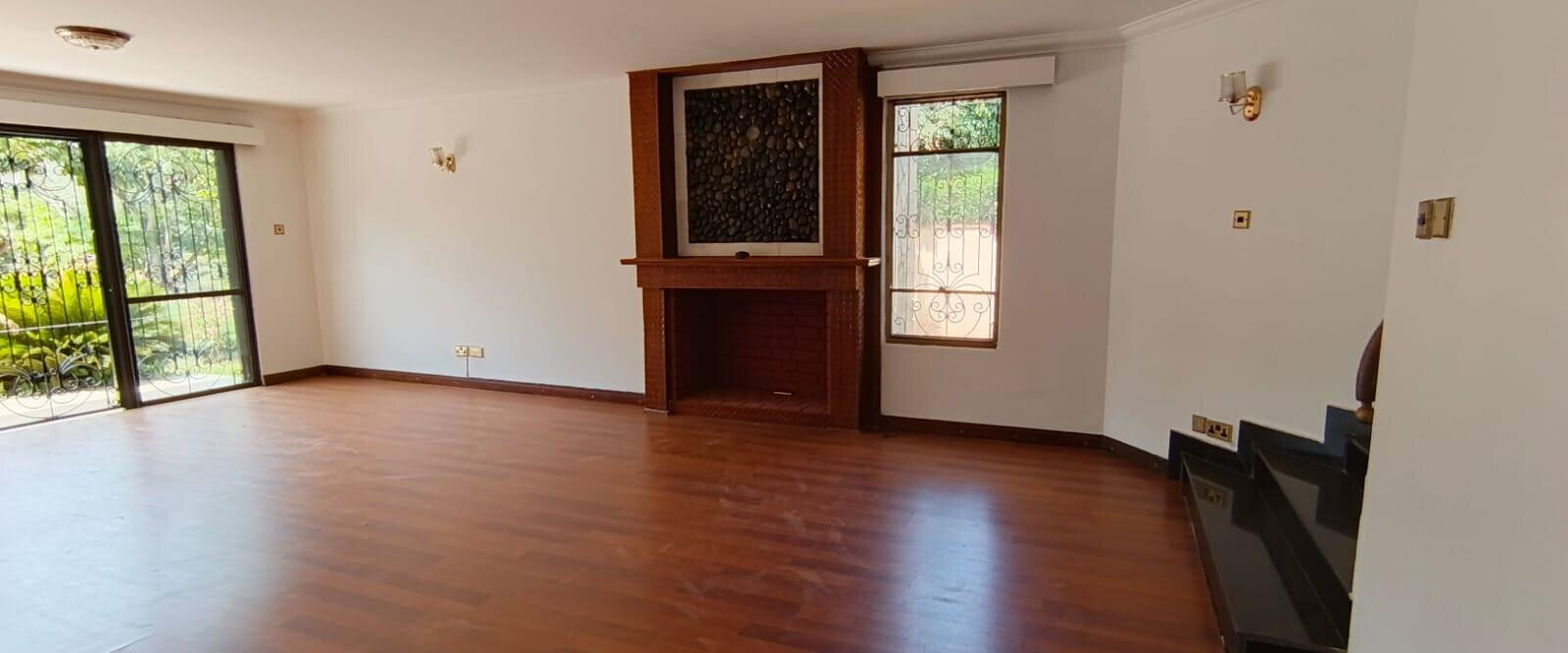 6BR Garden Home on 100x100 Plot