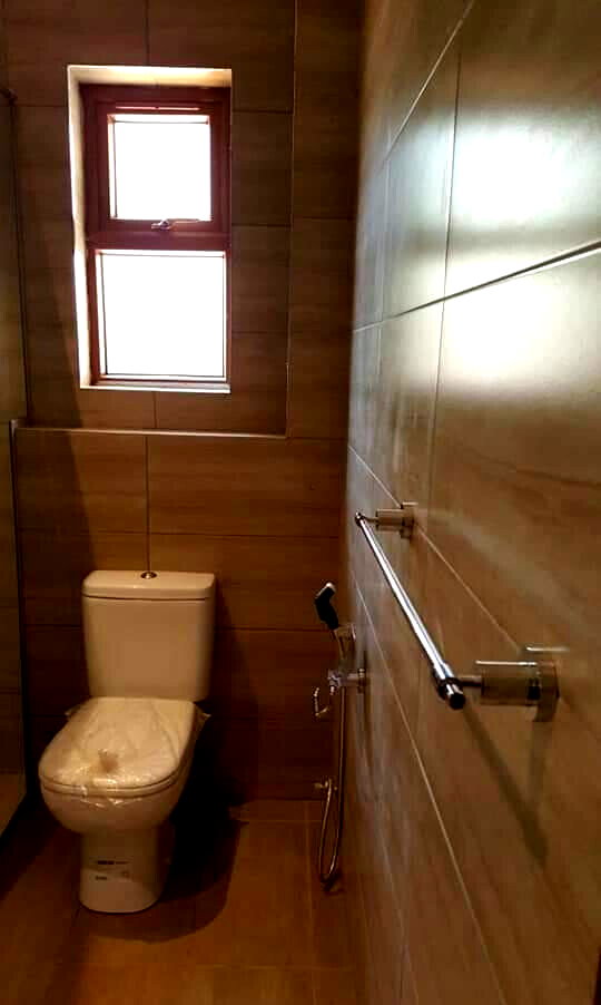 New 5-Ensuite Townhouse with TV Room & Garden - Lavington
