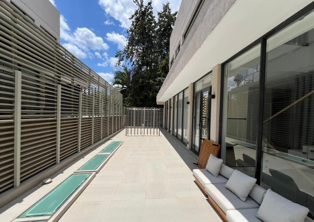 5-Ensuite Townhouse with Two Kitchens & DSQ - Lavington