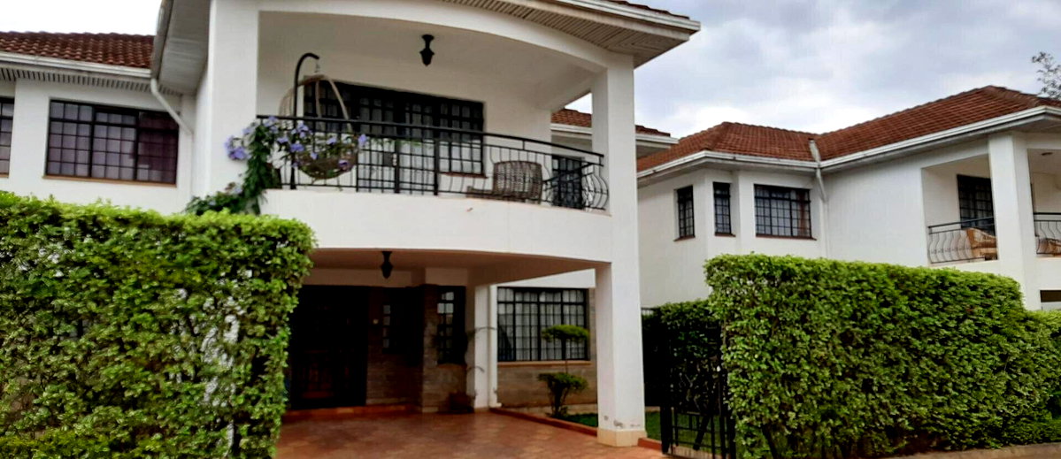 4-Ensuite Townhouse with Fireplace & Pool Access - Westlands