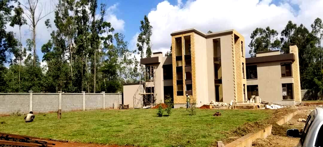 5-Ensuite Townhouse with Study & DSQ in Karen – Nairobi