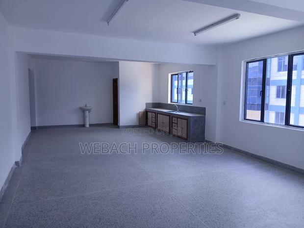 8280sqft Godown to Let in Mlolongo Area