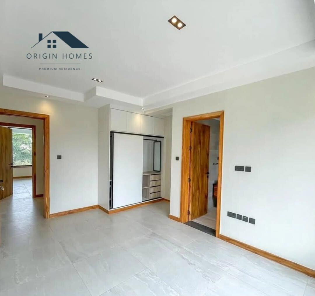 4BR All-Ensuite with DSQ & Rooftop Pool - Westlands