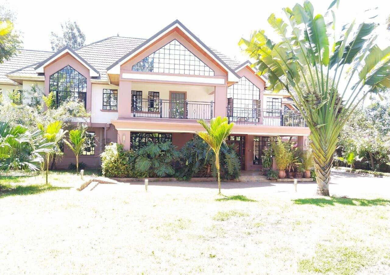 5-Bed Townhouse with DSQ & Expansive Garden – Karen