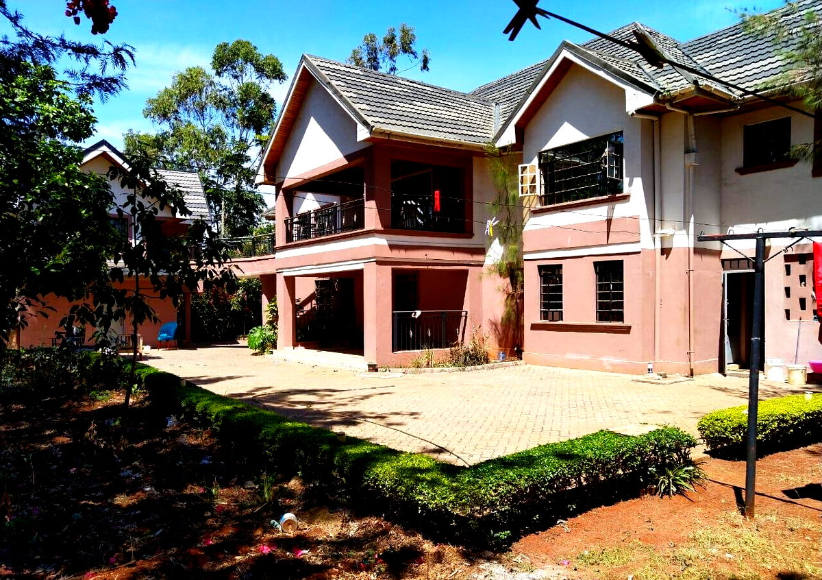 5-Bed Townhouse with DSQ & Expansive Garden – Karen