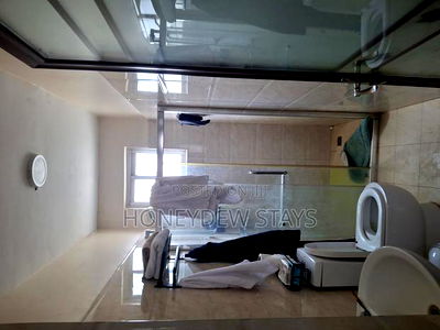 3bdrm Apartment in Best Home Apartment, Gateway Mall Area for sale - Image 9