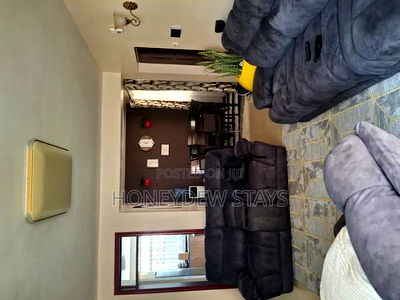 3bdrm Apartment in Best Home Apartment, Gateway Mall Area for sale - Image 13