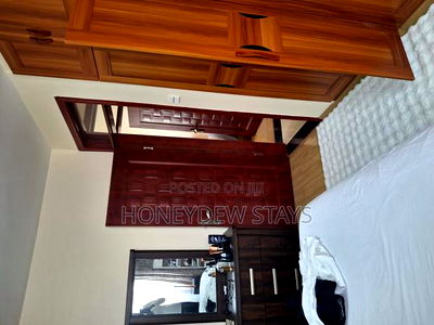 3bdrm Apartment in Best Home Apartment, Gateway Mall Area for sale - Image 7