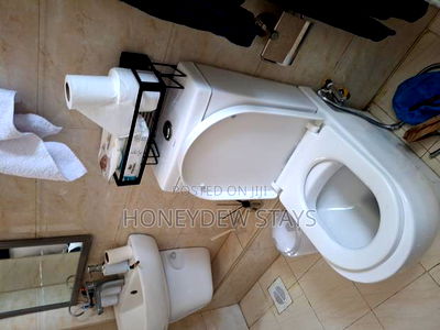 3bdrm Apartment in Best Home Apartment, Gateway Mall Area for sale - Image 6