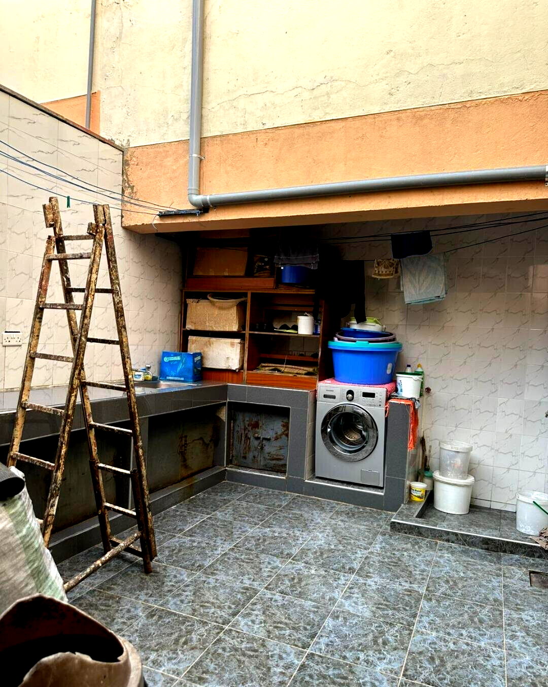 4-Bedroom Maisonette with Downstairs Ensuite - South B