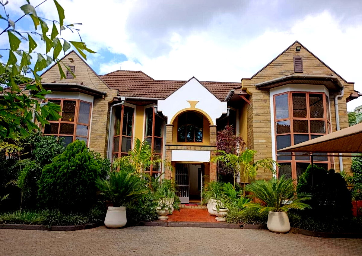 50x100 Plot 5BR House at KSh 581K