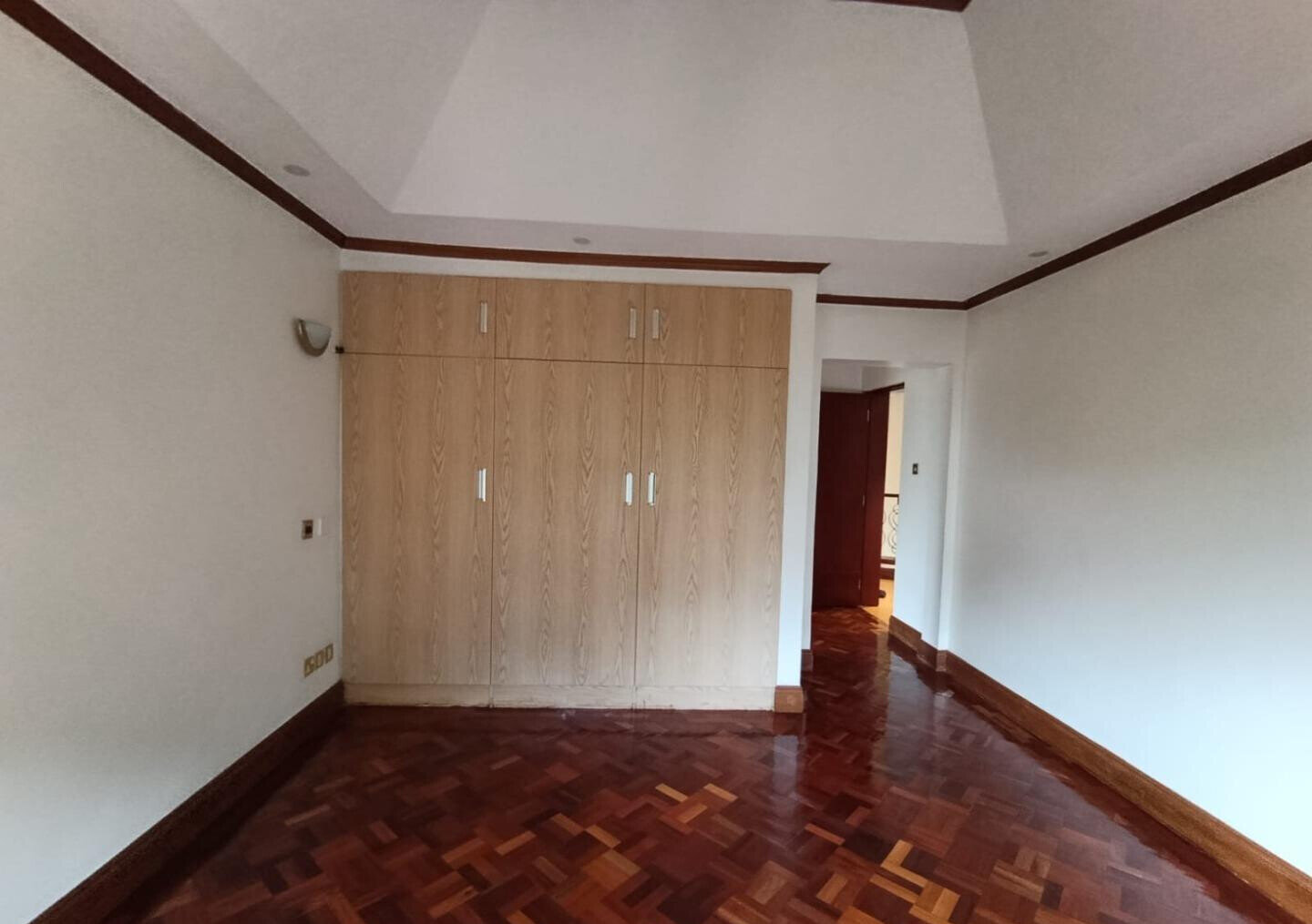50x100 Plot 5BR House at KSh 581K
