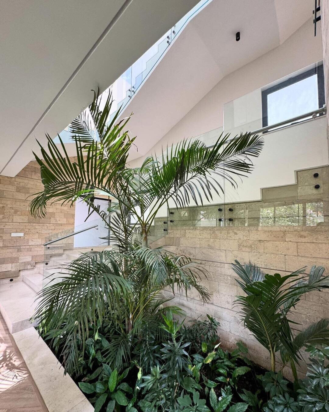 5-Ensuite Townhouse with DSQ & Backup Systems - Kyuna