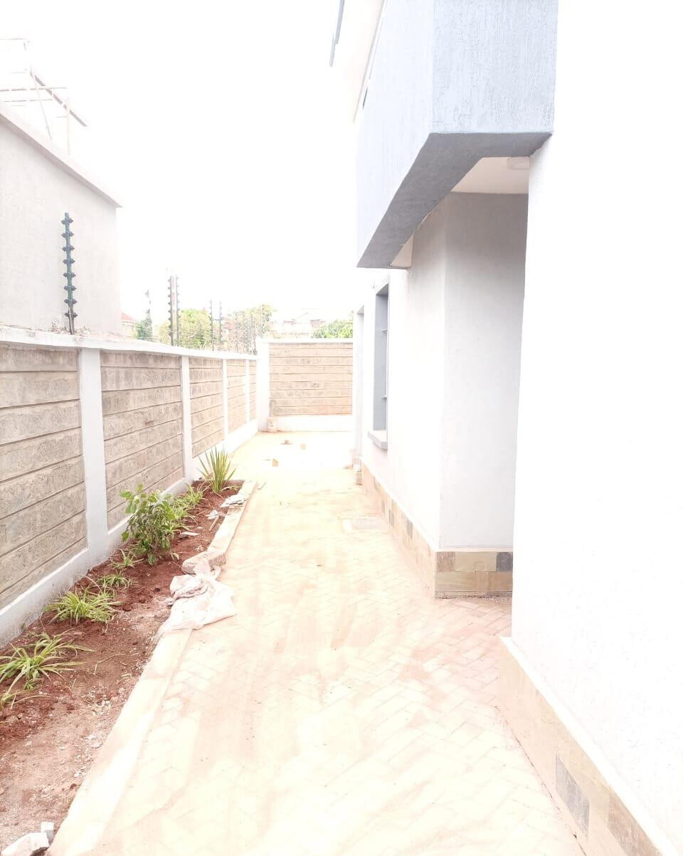5BR All-Ensuite Townhouse with DSQ in Gated Membley Estate - Ruiru