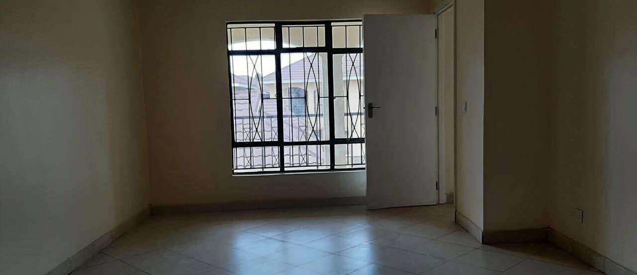 4BR All-Ensuite Townhouse with DSQ & Walk-in Closets - Syokimau