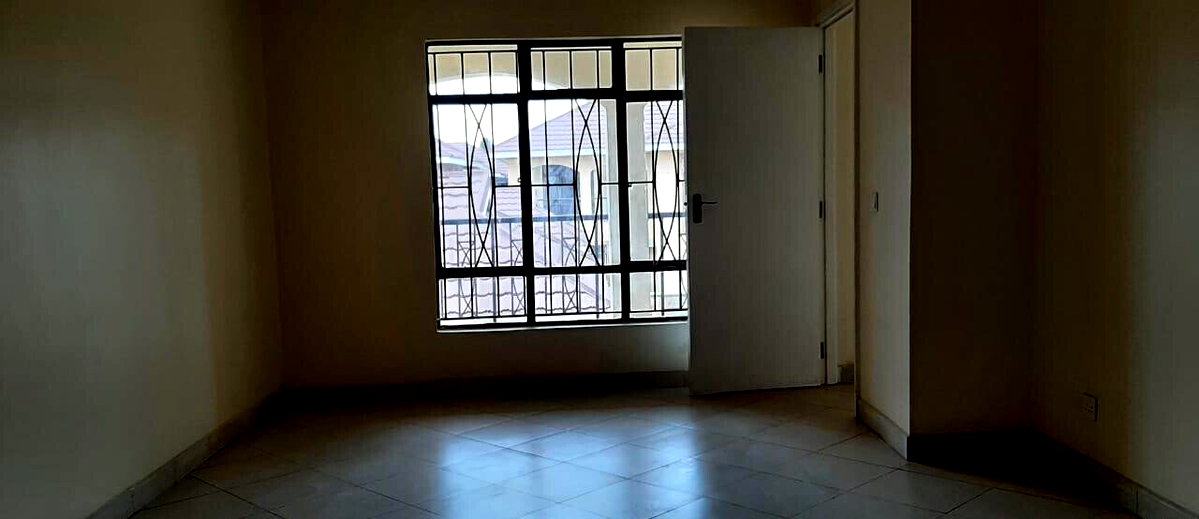 4BR All-Ensuite Townhouse with DSQ & Walk-in Closets - Syokimau