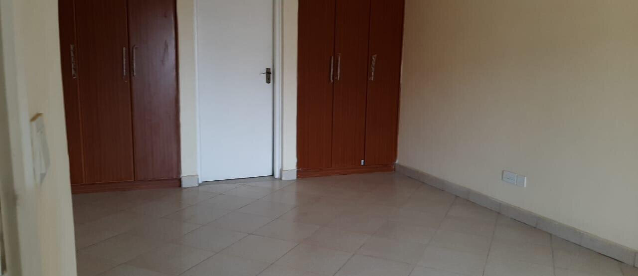 4BR All-Ensuite Townhouse with DSQ & Walk-in Closets - Syokimau