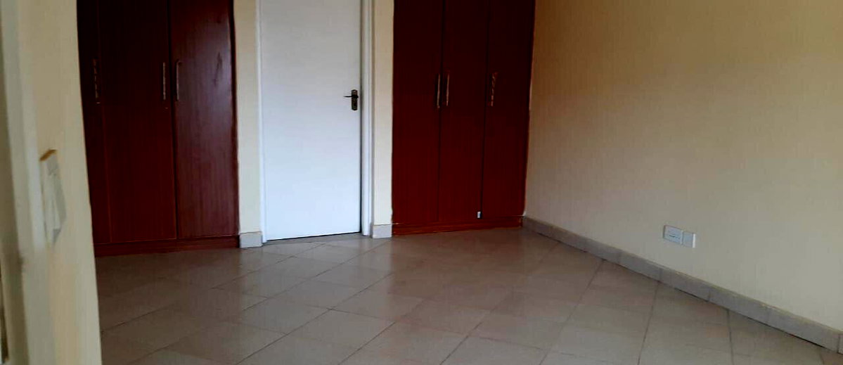 4BR All-Ensuite Townhouse with DSQ & Walk-in Closets - Syokimau