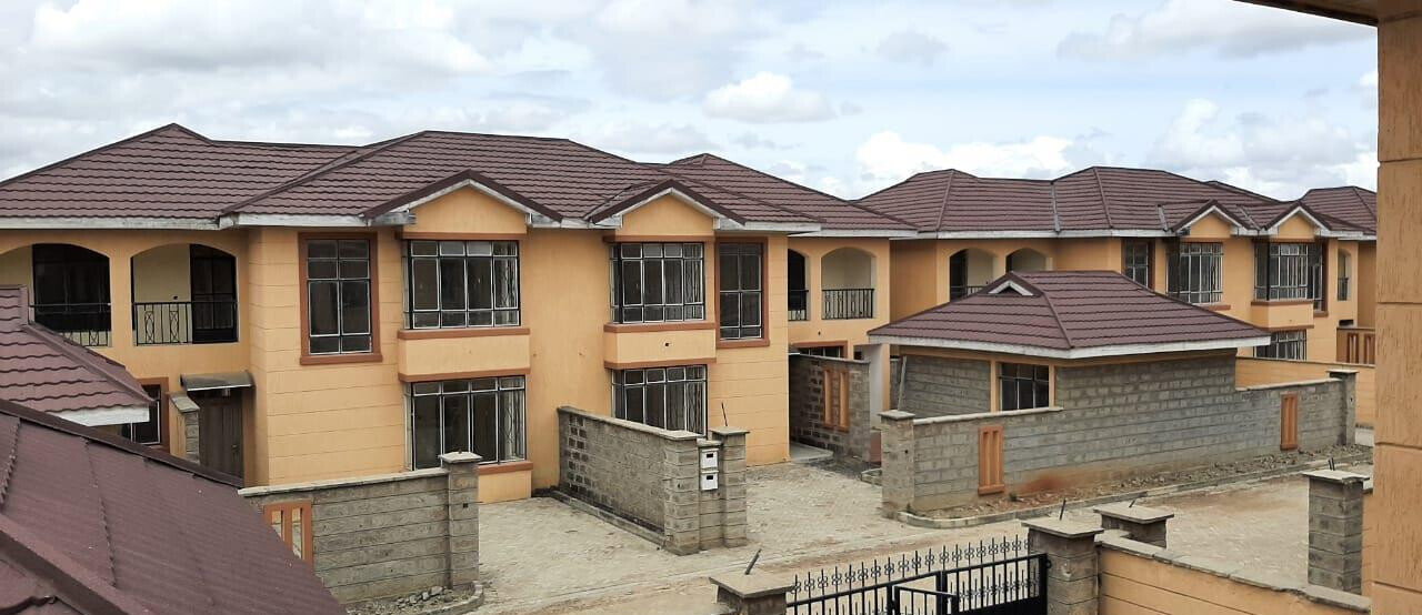 4BR All-Ensuite Townhouse with DSQ & Walk-in Closets - Syokimau