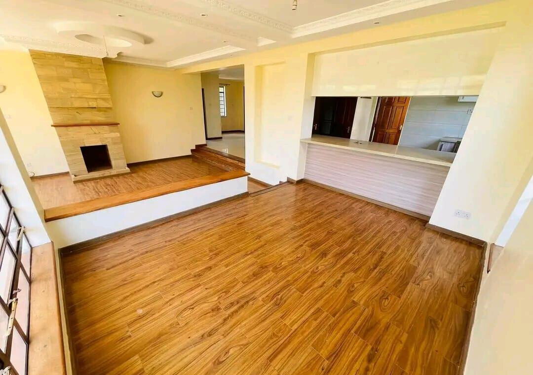 4BR All-Ensuite Townhouse with Office & Clubhouse - Ridgeways