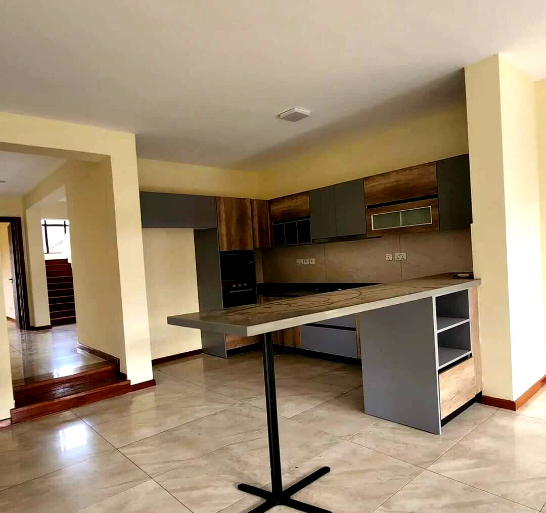 4-Ensuite Villa with Shared Garden & Pool – Heart of Karen