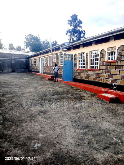 1bdrm House in Kiamunyi, Menengai West for rent - Image 1