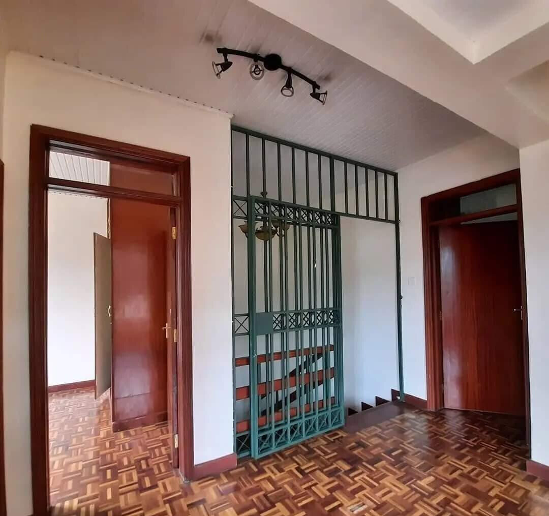4-Bed Townhouse with Private Garden in Leafy Lavington