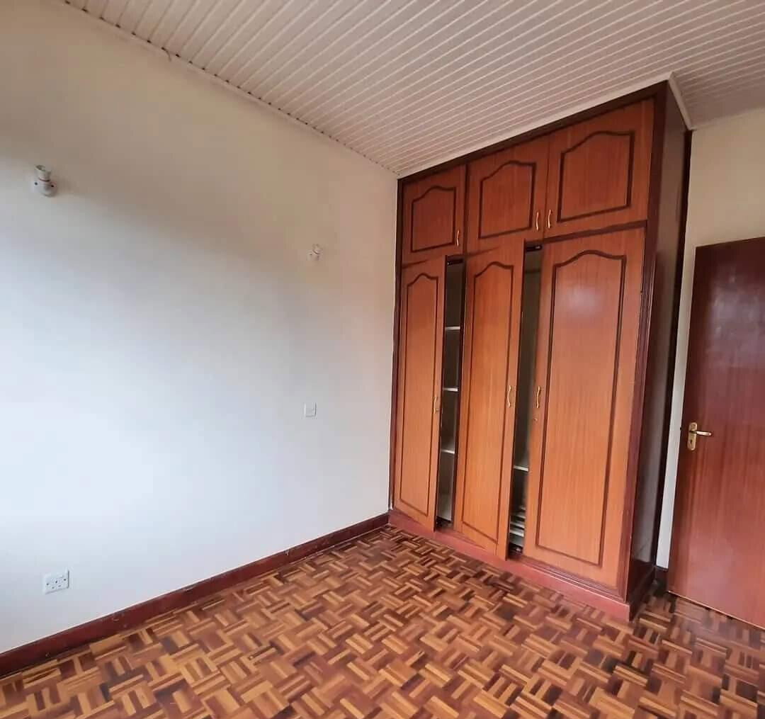 4-Bed Townhouse with Private Garden in Leafy Lavington