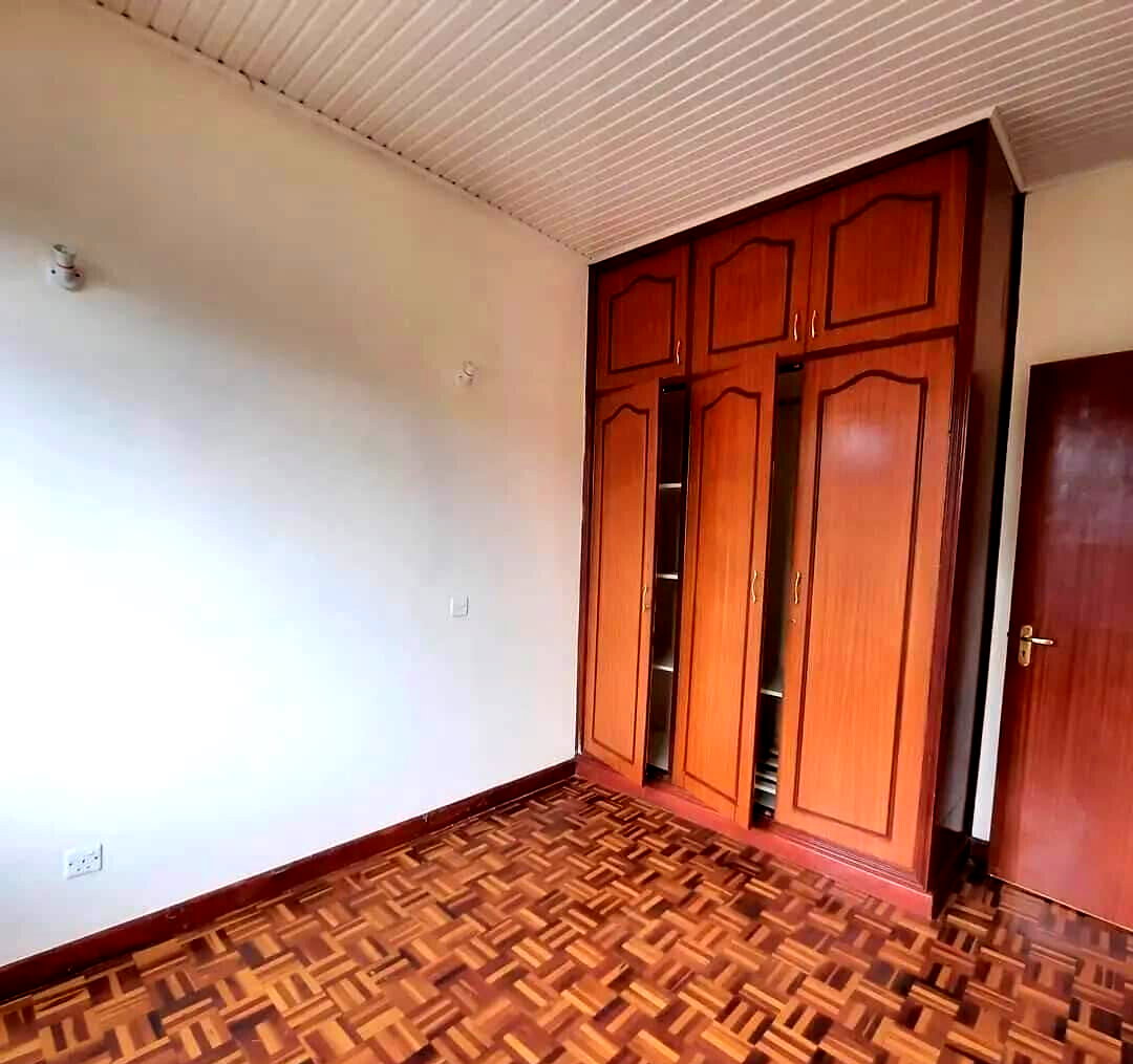 4-Bed Townhouse with Private Garden in Leafy Lavington