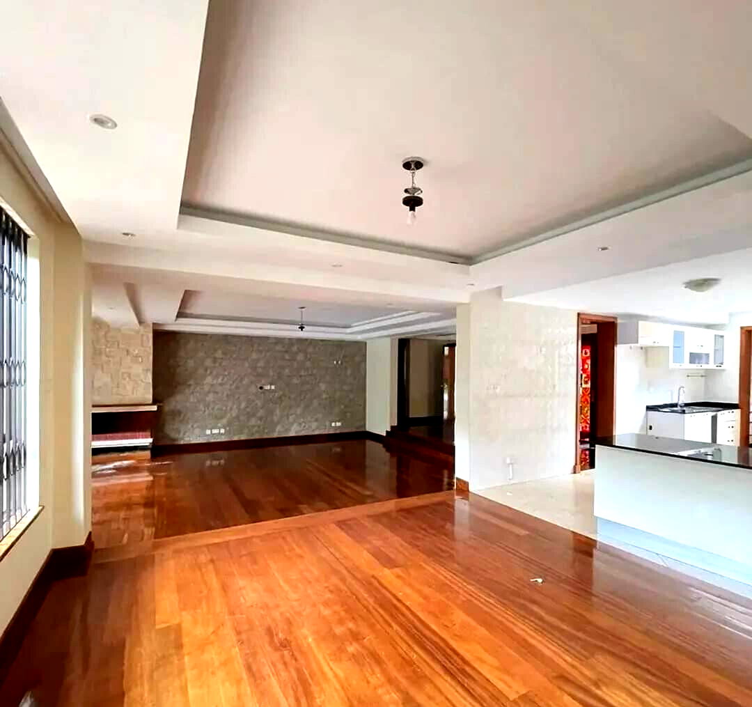 5-Ensuite Townhouse with DSQ & Generator - Lavington