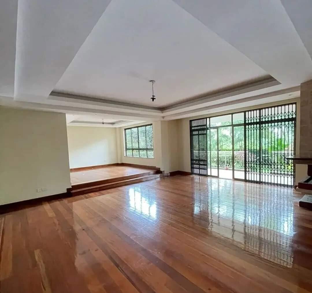 5-Ensuite Townhouse with DSQ & Generator - Lavington