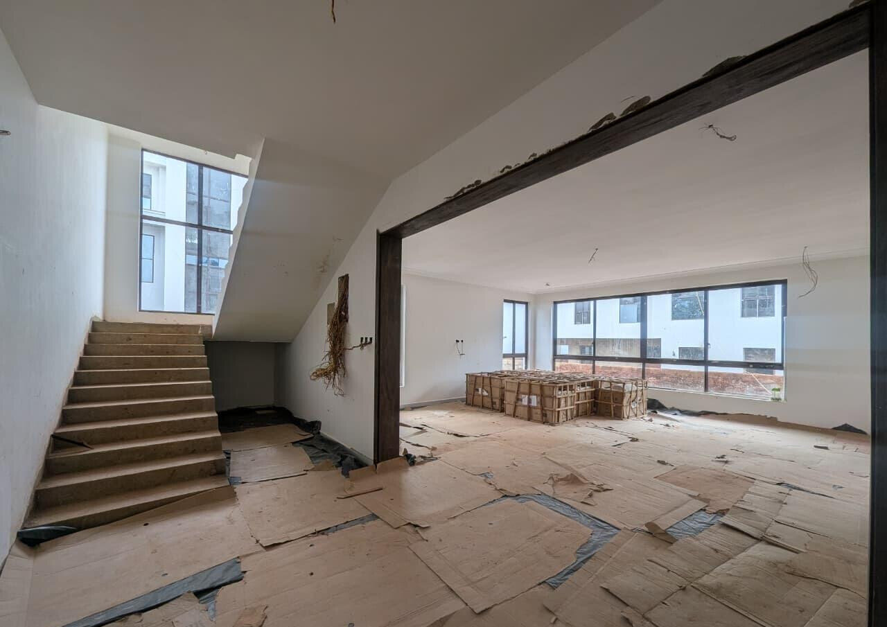 KSh 125M 5BR Townhouse with Garden