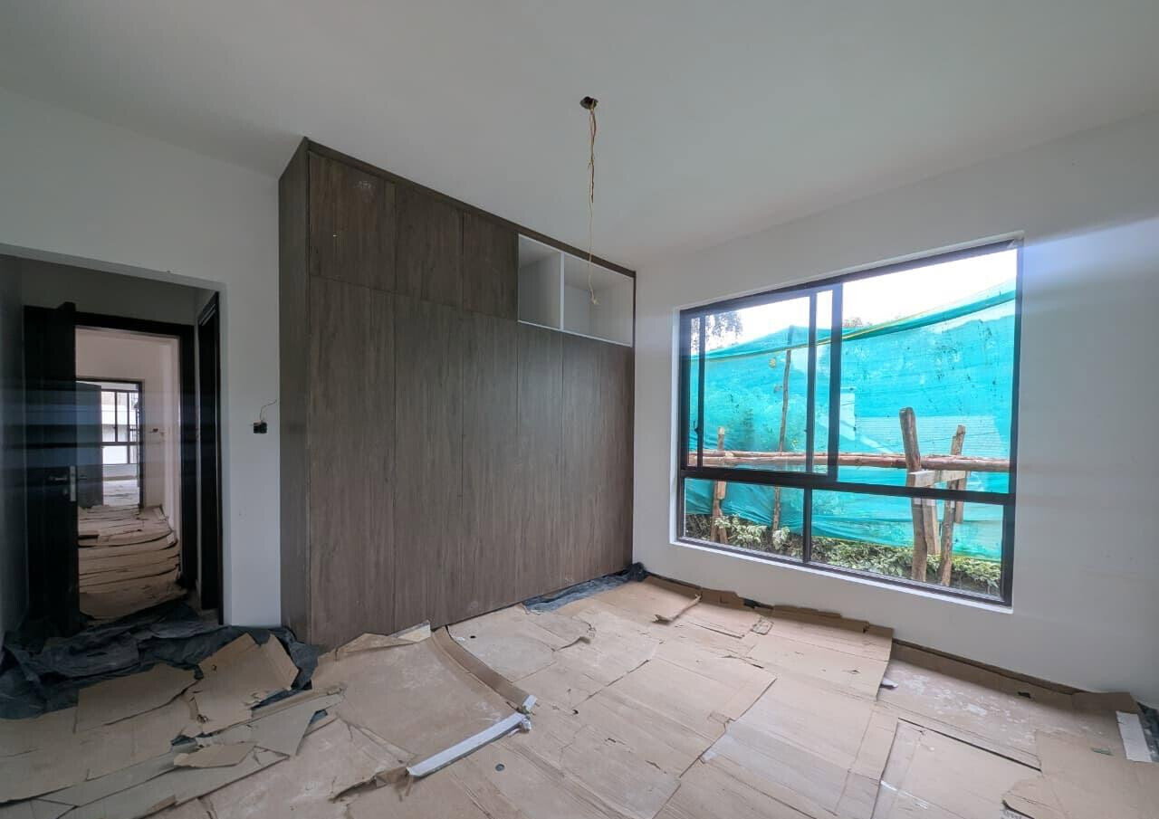 KSh 125M 5BR Townhouse with Garden