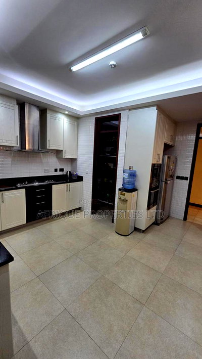 4bdrm Apartment in Parklands for sale - Image 6