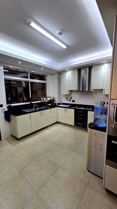 4bdrm Apartment in Parklands for sale - Image 4