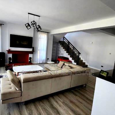 Furnished 4bdrm Townhouse / Terrace in Runda, Kiambu Road for rent - Image 2