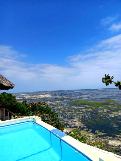 4bdrm Mansion in Kikambala for sale - Image 7